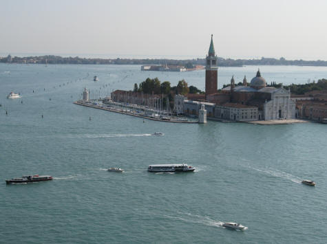 Boat Service to Venice's Marco Polo Airport